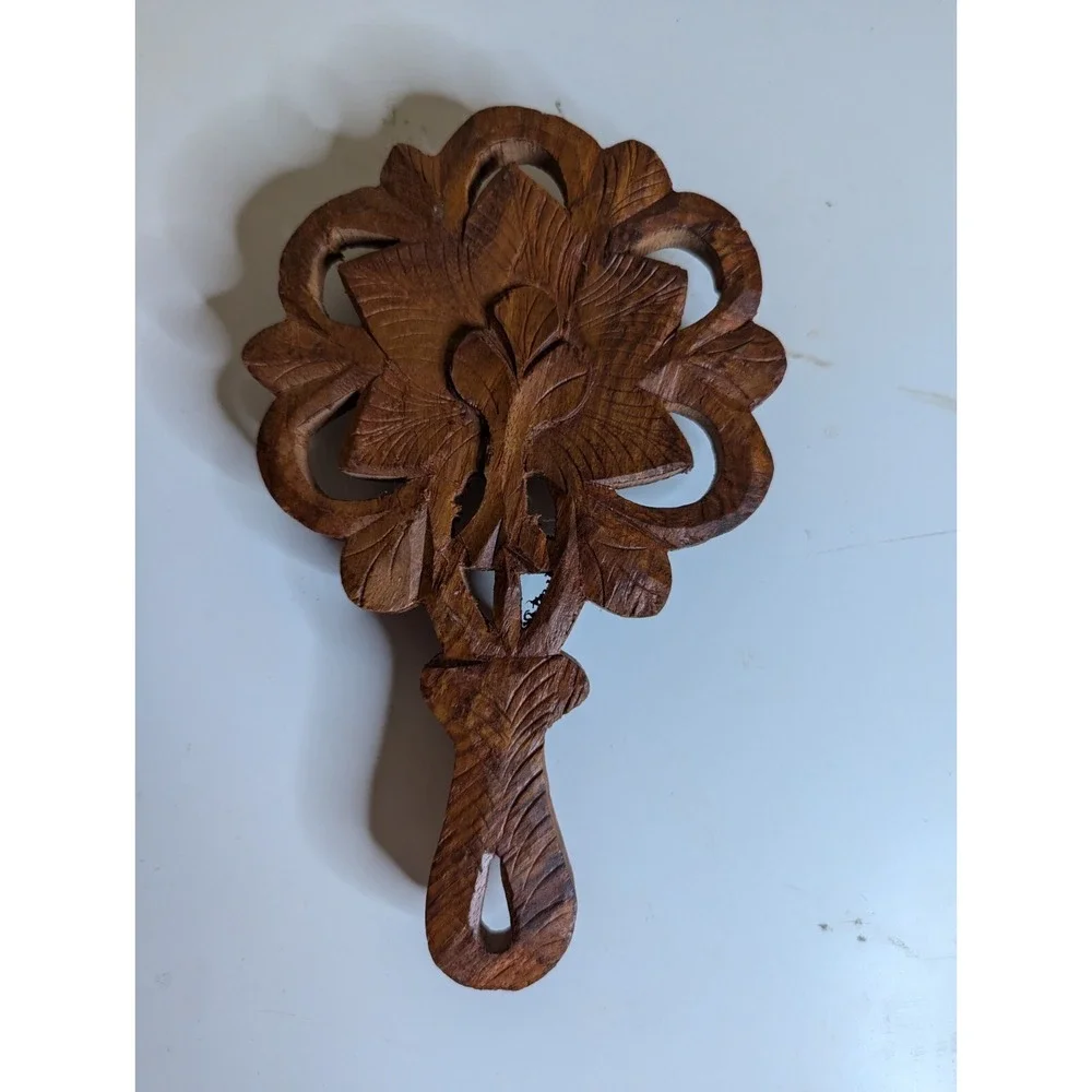 Red wood carved kitchen pot pan trivet with knob feet